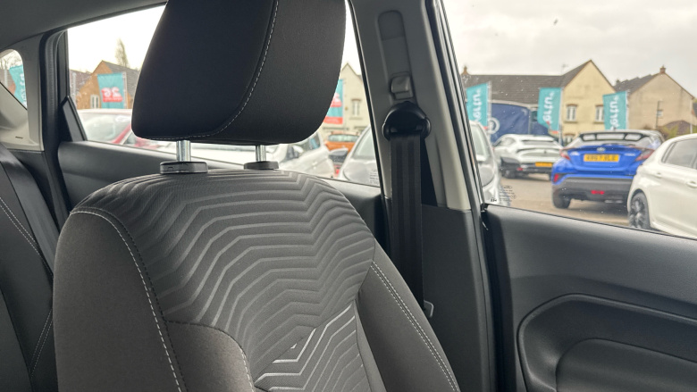 Ford Fiesta 1.0 EcoBoost Zetec 5dr Petrol Hatchback